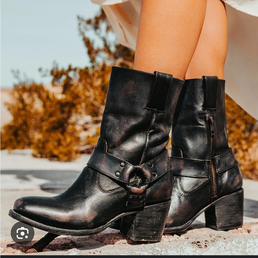FREEBIRD BOOTS DARCY SIZE 8